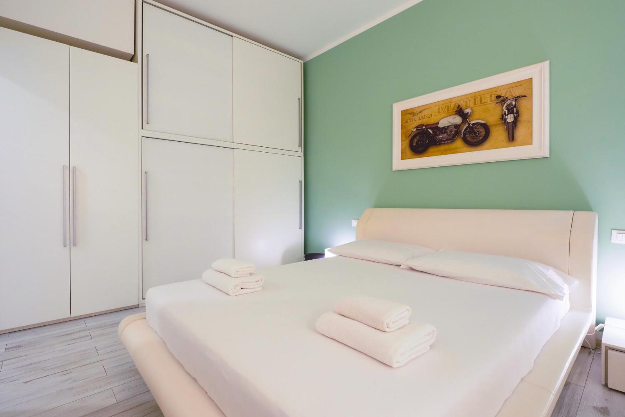 Mila Lux Lodi Apartment Milan Bagian luar foto