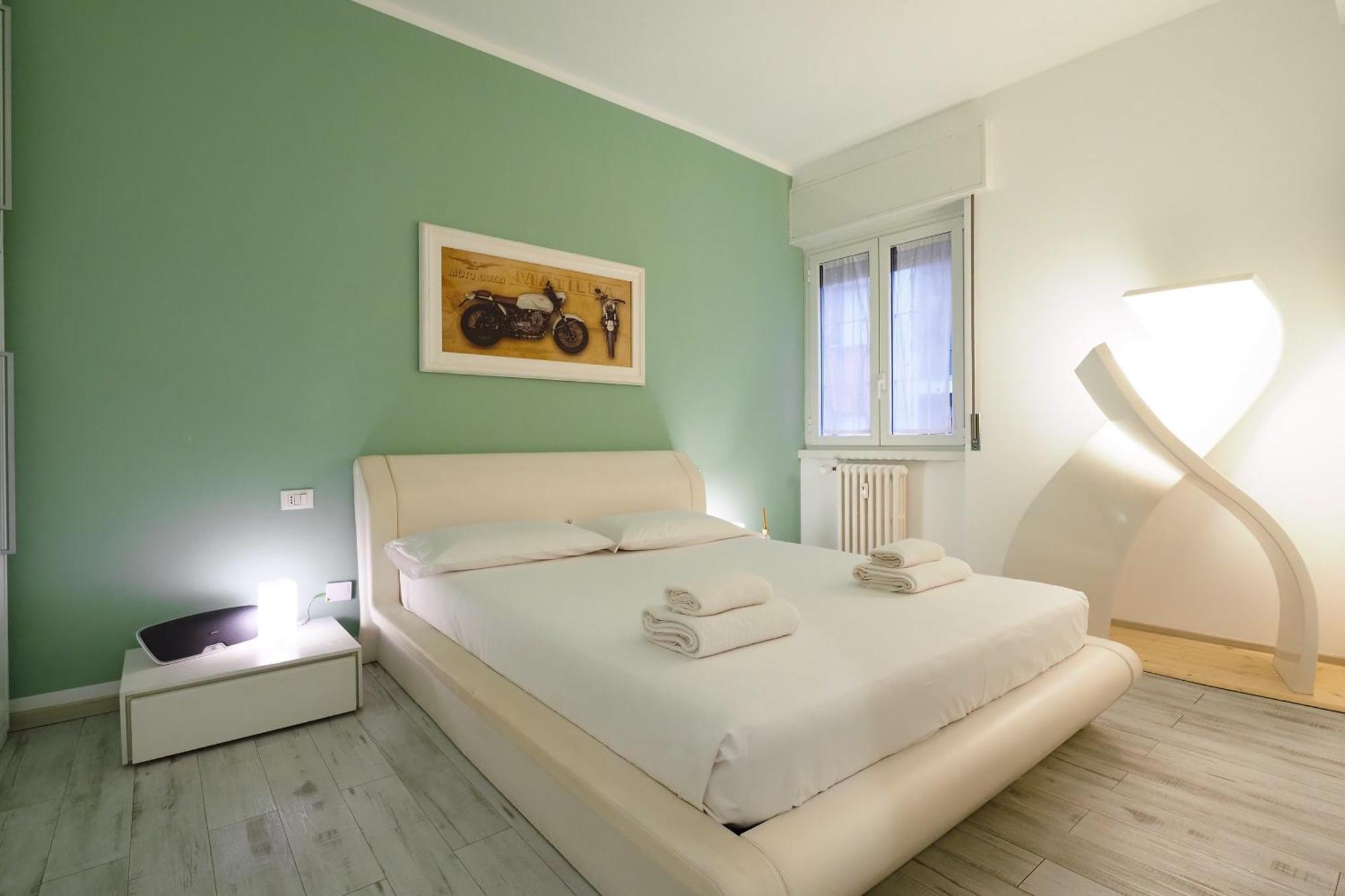 Mila Lux Lodi Apartment Milan Bagian luar foto