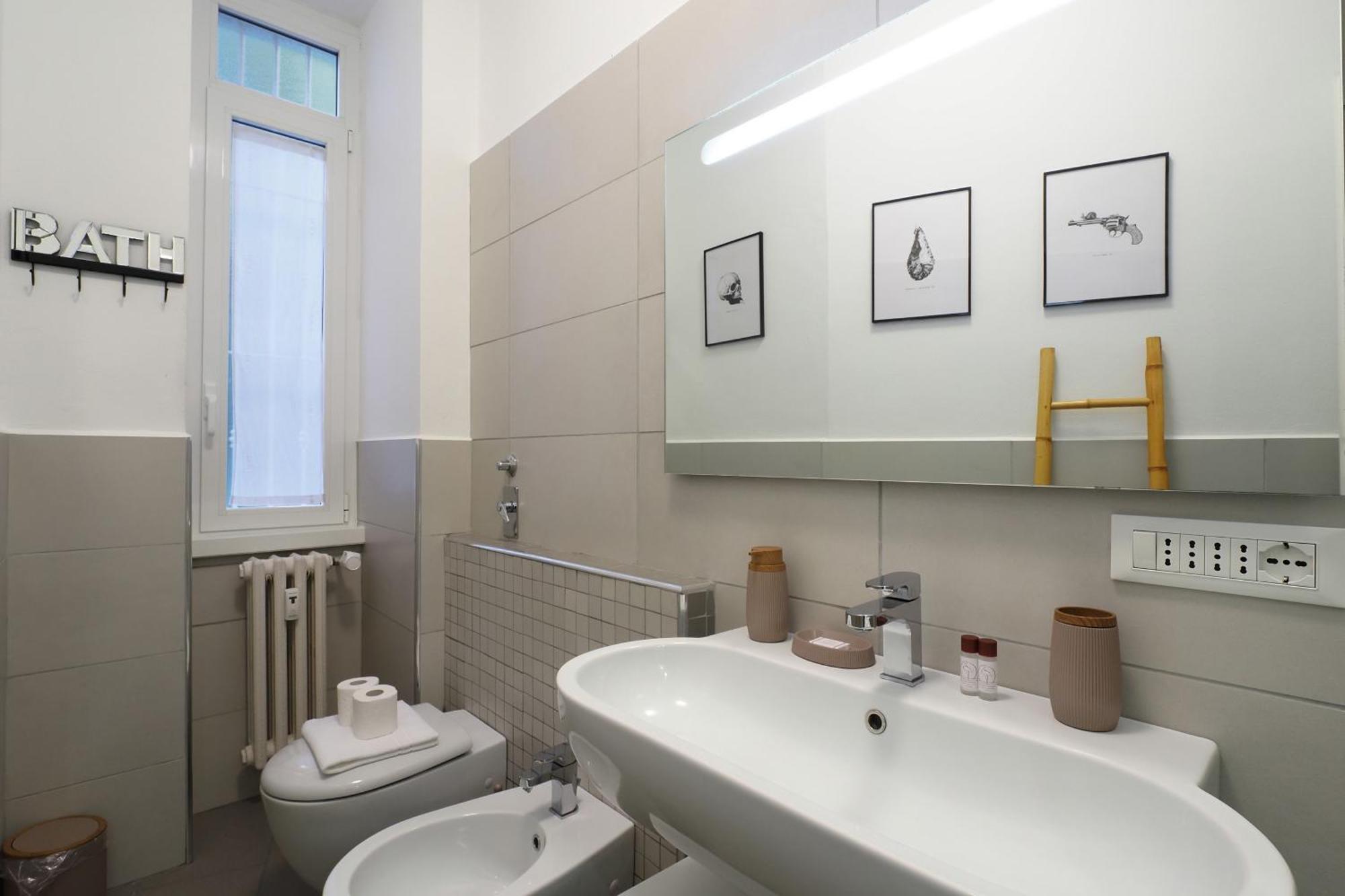 Mila Lux Lodi Apartment Milan Bagian luar foto